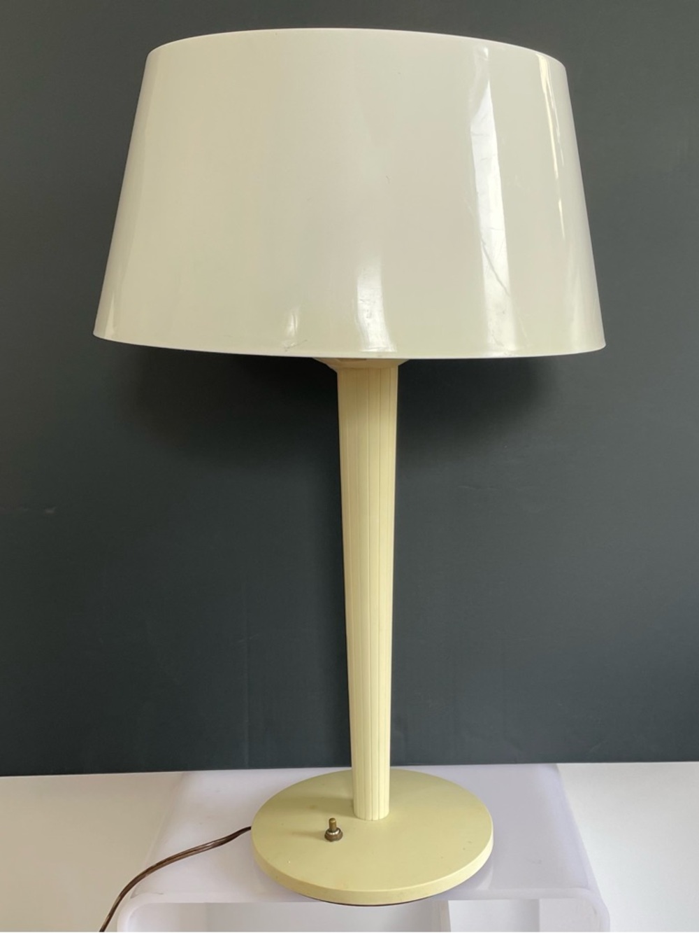 Vintage Gerald Thursten Lightolier Mid Century Table Lamp